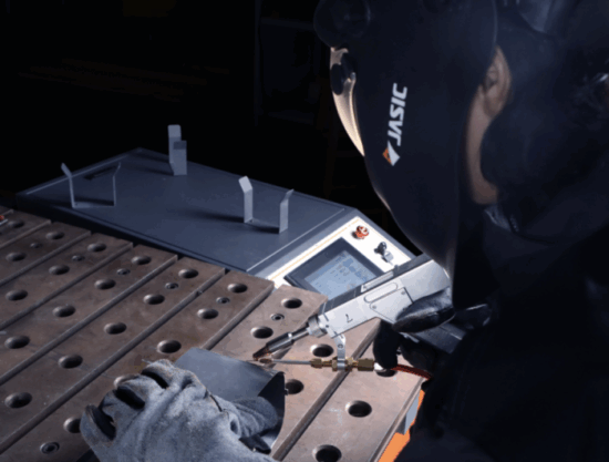 Jasic LS-15000F 1500W Single Wire Feed Laser Welder - Image 8